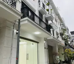🔥 Cho thuê nhà phân lô khu 90 phố Nguyễn Tuân giá rẻ 🔥 Dt: 70m²  X 5 tầng, thang máy
