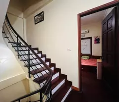 SIÊU PHẨM CẦU GIẤY DÂN XÂY , CÁCH OTO VÀI CHỤC MÉT , GẦN PHỐ ,Ô CHỜ THANG MÁY