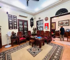 SIÊU PHẨM CẦU GIẤY DÂN XÂY , CÁCH OTO VÀI CHỤC MÉT , GẦN PHỐ ,Ô CHỜ THANG MÁY