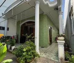 Bán nhà mặt tiền đường Nguyễn Trung Trực, vị trí đắc địa, kinh doanh sầm uất, giao thông thuận tiện