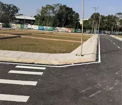 Nhanh chóng lô đất 100m2 gần Quốc Lộ 21, khu vực trung tâm Hòa Lạc. Phù hợp xây trọ, đầu tư sinh