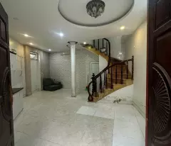 Cho thuê nhà 4 tầng Định Công Thượng, Hoàng Mai. Giá: 11tr/ tháng