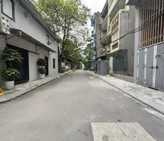 Cần bán 80m2 khu phân lô Giáo Viên Ngọc Thụy - Hạ Tầng Tốt - View Công Viên Ba Đồi