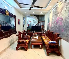 Bán nhà kim ngưu 5 tầng dân xây lô góc 3 thoáng 5M ô tô tránh hai bà trưng