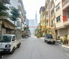 Nhà Phú Thượng - Ô tô gần - Ngõ nông - Ở sướng - Giữ tiền tốt - 1 căn duy nhất - Giá 6.7 Tỷ