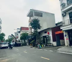 Đất đẹp ngõ 201 Phúc Lợi Ngõ rộng 3,5m Xây 6 tầng tháng máy đầu tư giữ tiền chỉ  110tr/m2
