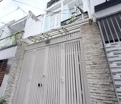 Bán nhà hẻm gần chợ Phạm Thế Hiển P4Q8 P.Chánh Hưng