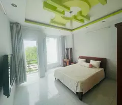 Quá Rẻ Chỉ 7 TỶ 050 HẺM XE Hơi Quận 7