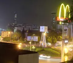Cho Thuê Phòng 42m2 Full Nội Thất – Quận 1 – Giá Chỉ 6,8 Triệu/Tháng