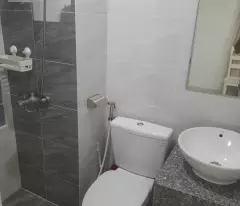 Cho Thuê Phòng 42m2 Full Nội Thất – Quận 1 – Giá Chỉ 6,8 Triệu/Tháng