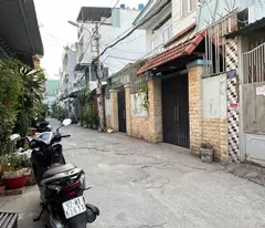 HXH TRÁNH ĐÔNG HƯNG THUẬN - NGAY CHỢ CẦU QUANG TRUNG TIỆN VỀ GÒ VẤP - 4x15.2m - TIỆN XÂY SỬA MỚI -