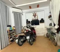 Bán nhà hẻm 4 tầng Bình Thạnh, 4PN, 40m2, sổ hồng, 7.6 tỷ - 0903821326