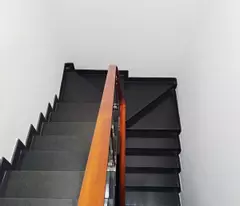 Bán nhà 2 tầng, 62m2, hẻm xe hơi Sô 4, Bình Hưng Hòa B, Bình Tân: Giá 5 tỷ, sổ hồng, 2PN, 2WC. Gọi