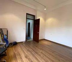 TƯ ĐÌNH – LONG BIÊN  56m² – 4 TẦNG – Ô TÔ VÀO NHÀ – Ô CHỜ THANG MÁY