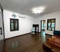 tập thể nghĩa tân 60m 2 ngủ giá 4,5 tỷ ô tô đỗ chân tòa