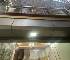 ❤️ TRUNG TÂM CẦU GIẤY❤️ NHÀ ĐẸP Ở NGAY❤️ 10m ra ôtô 30m ôtô Tránh ĐẦY ĐỦ CÔNG NĂNG❤️ SỔ ĐỎ HOA HẬU