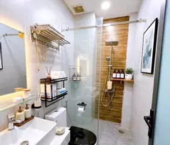 Nhà mới Căn góc HXH Cách Mạng Tháng 8, Quận Tân Bình, 4.3 x 14m (60 m2), 10.5 tỷ