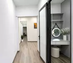 tập thể mai dịch 50m 2 ngủ full nội thất giá 3,986 tỷ tầng 2 lô góc,ô tô đỗ,gần phố