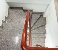 Bán nhà tây trà 3 tầng móng 5 tầng long lanh gần phố hoàng mai
