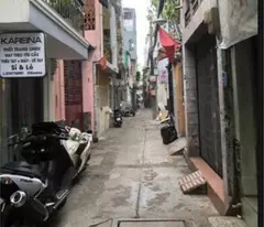 cho thuê nhà số 414/28 CMT8, P11, Q3 (hẻm thông 3m đối diện chợ Hòa Hưng cách 40m).