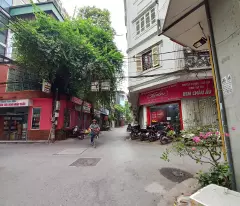 BÁN NHÀ PHÂN LÔ VỈA HÈ KHUẤT DUY TIẾN, DT40M2 5T, OTO TRÁNH, KINH DOANH, VP, NHỈNH 20 TỶ