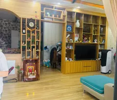 Bán nhà đường Đình Phong Phú, Q9, Thủ Đức, TP HCM. DT - 80m2, 3 tầng. Giá 7.15  tỷ, SHR.