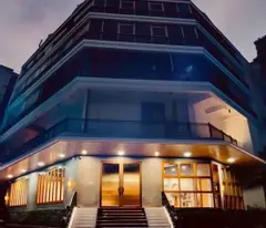 Cho thuê nhà, 148m2_ 5T; Nguyễn Thị Định, Hoàng Ngân, Nguyễn Thị Thập