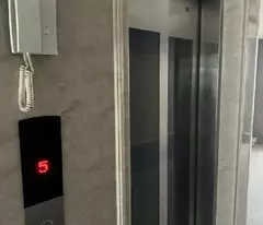 Mình cho thuê nhà đẹp, lô góc, 97m2_ 4,5T; Nguyễn Thị Định, Hoàng Ngân