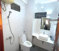 Mình cho thuê nhà đẹp, lô góc, 97m2_ 4,5T; Nguyễn Thị Định, Hoàng Ngân