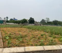 Đi bộ ra ga metro, chị gái giảm 300tr lô đất 100m, mặt tiền 8m đường oto tránh,vị trí kinh doanh