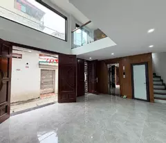 Bán nhà khuyến lương 6 tầng thang máy long lanh lô góc ô tô đỗ cửa hoàng mai