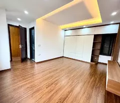 Bán nhà khuyến lương 6 tầng thang máy long lanh lô góc ô tô đỗ cửa hoàng mai