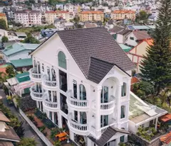 BIỆT THỰ SANG TRỌNG 2 MẶT TIỀN – KIM ĐỒNG ĐÀ LẠT!