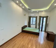 BÁN NHÀ KINH DOANH TRẦN CUNG 32m2 5 TẦNG MT 3,6m 9,4 TỶ