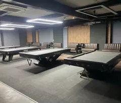Cho thuê nhà chính chủ số 72 núi thành hải châu đà nẵng 3 tầng 990m2 ngang12m mặt tiền