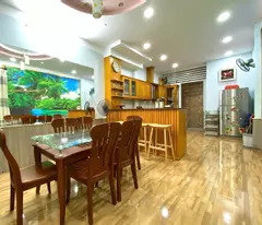 Nhà 3 Tầng Nguyễn Thiện Thuật – 73.5m² – 5PN – Cách Biển 400m – Homestay – 11 Tỷ TL