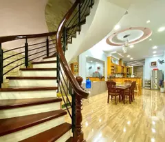 Nhà 3 Tầng Nguyễn Thiện Thuật – 73.5m² – 5PN – Cách Biển 400m – Homestay – 11 Tỷ TL