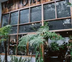 SANG QUÁN CAFE MẶT TIỀN HOÀNG DIỆU - BMT