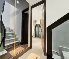 Nhà gần Trường Đại Học Công Thương Tân Phú - 3 tầng - 3PN - tặng full n ội thất - 3.65 tỷ