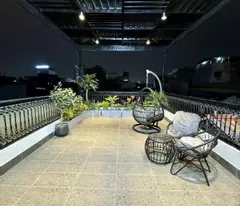 Bán nhà Khương Đình 47m2 6t giá hơn 13 thang máy tỷ full nội thất hoa hậu dòng tiền