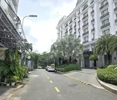 bán nhà MT  đường số 10, An KhánhThe vista Quận 2 , DT105M2 - 19 TỶ
