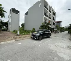 Bán đất tái định cư Trâu Quỳ, 119m2. Vị trí vàng, đường thông phố Thành Trung, kinh doanh tốt
