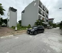 Bán đất tái định cư Trâu Quỳ, 119m2. Vị trí vàng, đường thông phố Thành Trung, kinh doanh tốt