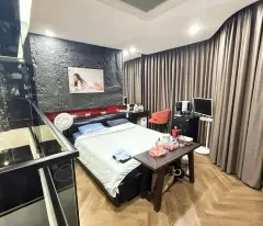 CẦN BÁN NHÀ TRUNG TÂM NGỌC LÂM 7,5 TẦNG CÓ THANG MÁY,GẦN MIPEC LONG BIÊN