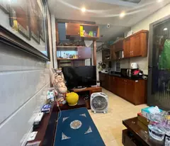 hoàng hoa thám 27m x5 tầng 6,3 tỷ cách bãi gủi ô tô 50m,ngõ thông thoáng
