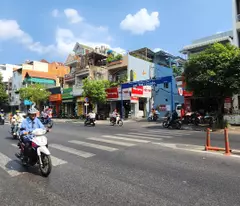 Cho thuê Nhà Mặt Tiền Nguyễn Sơn Q.Tân Phú 76m²,4TẦNG - CẠNH CHỢ, NGÃ TƯ