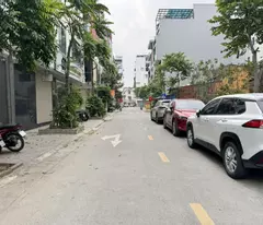 Cần bán 50m2 đất TT1 TĐC Ngọc Thụy. Đường rộng 13m, ngay gần hồ điều hòa và công viên