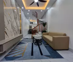 bán nhà 3 tầng đẹp, ngõ thông thẳng trung tâm quang trung gần vincom