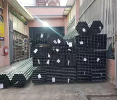 Chính chủ cần bán gấp nhà mt, 3tầng phía sau dòng tiền sẵn - bình chánh-13,6 tỷ