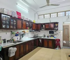 Nhà đẹp ngay trường Võ Văn Kiệt P13Q8 P.Phú Định
